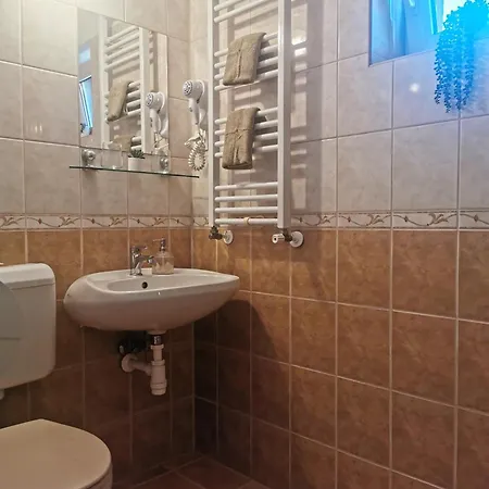 호텔 Hordo Panzio Es Etterem 3*